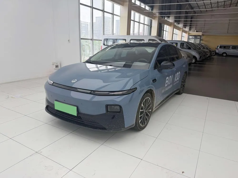 Leapmotor B01, 2025