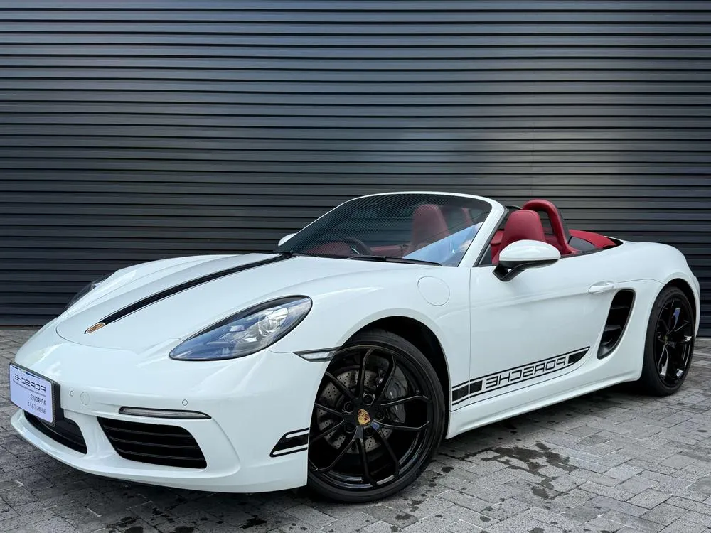 Porsche 718, 2023