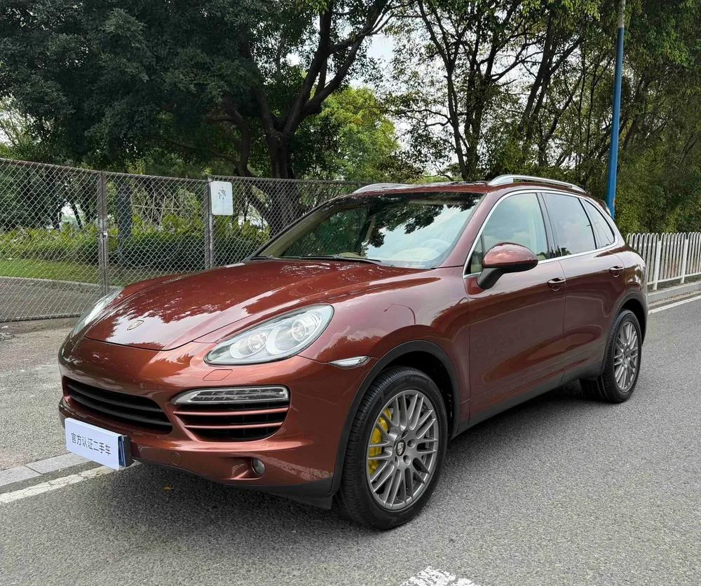 Porsche Cayenne, 2011