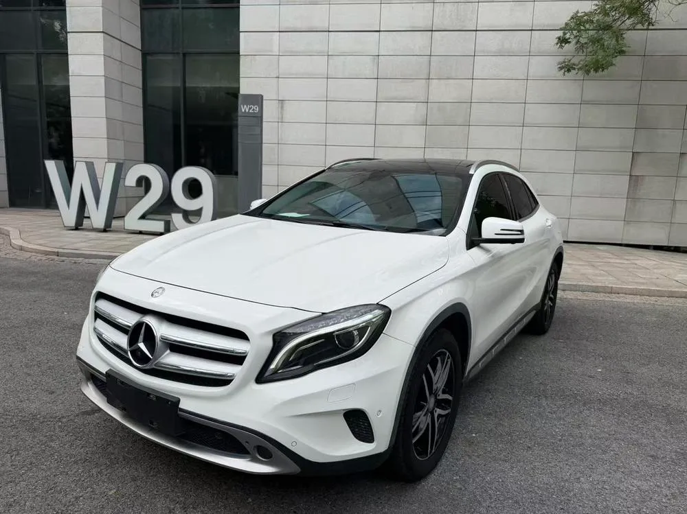 Mercedes-Benz GLA, 2016