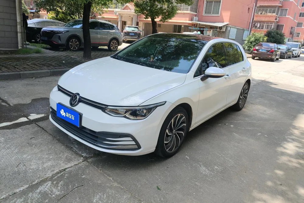 Volkswagen Golf, 2021