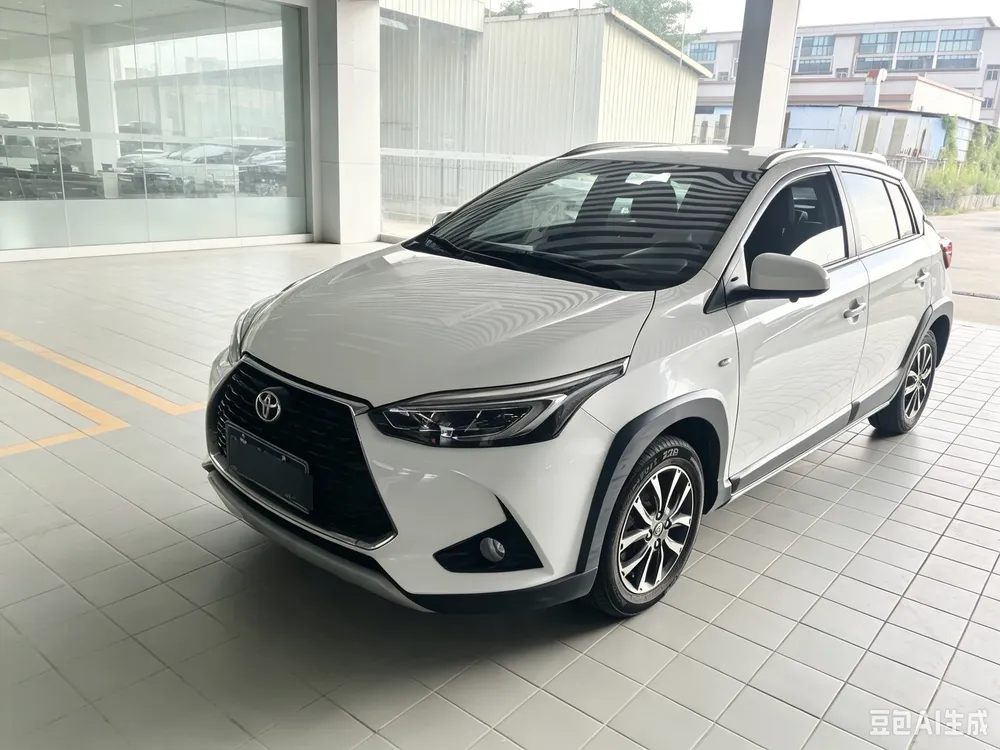 Toyota Yaris L, 2022
