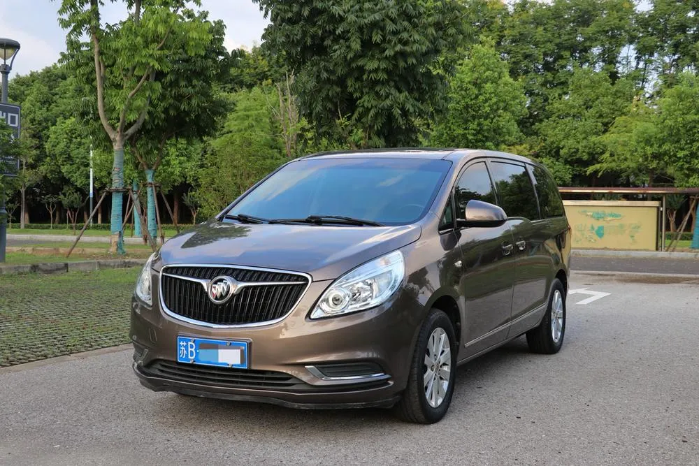 Buick GL8, 2017