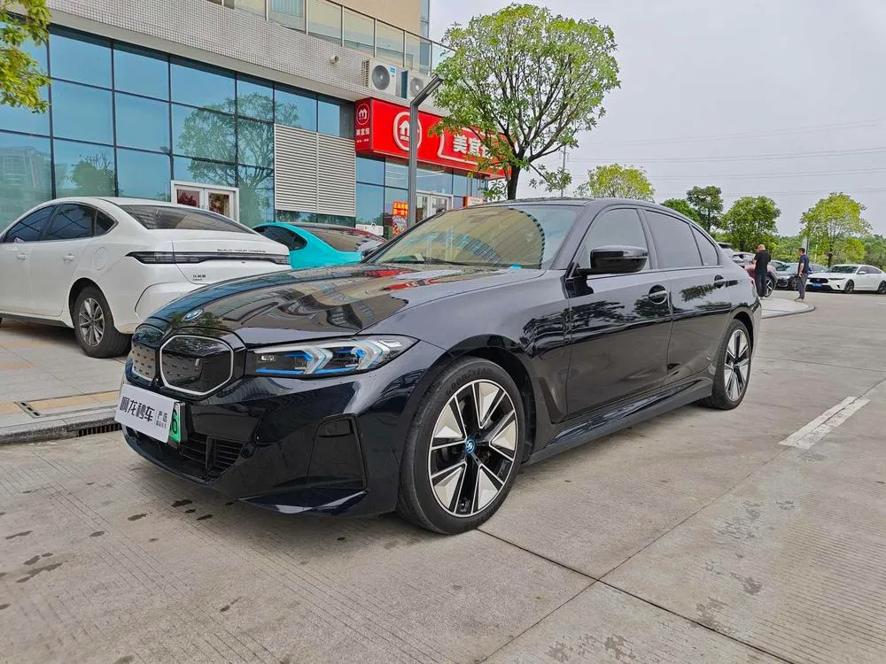BMW i3, 2023