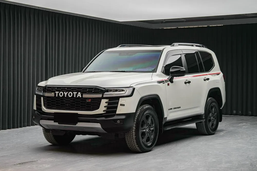Toyota Land Cruiser (Import), 2023