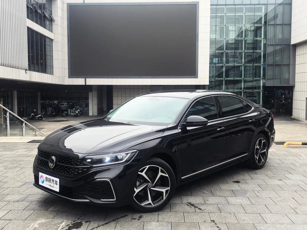 Volkswagen Passat, 2023