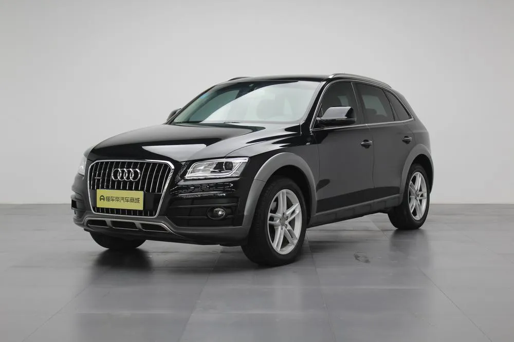 Audi Q5 Plus 40 TFSI Version, 2017 — фото 1