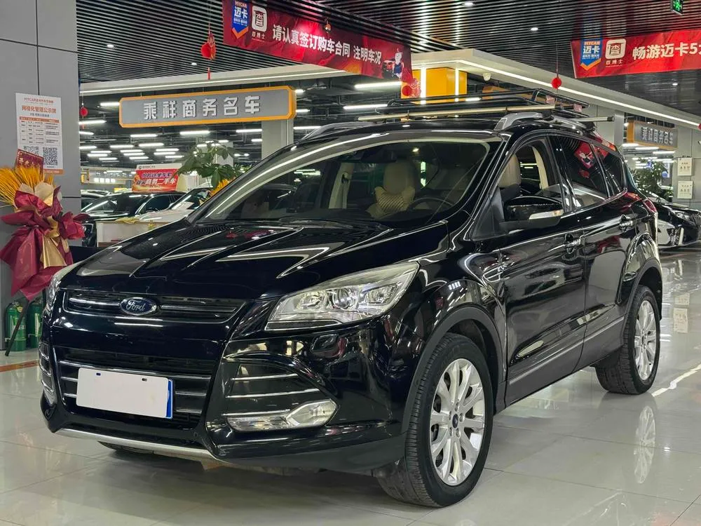 Ford Kuga, 2013