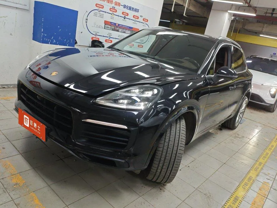 Porsche Cayenne, 2020