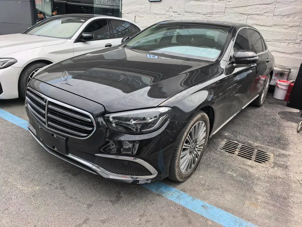 Mercedes-Benz E-Class, 2022