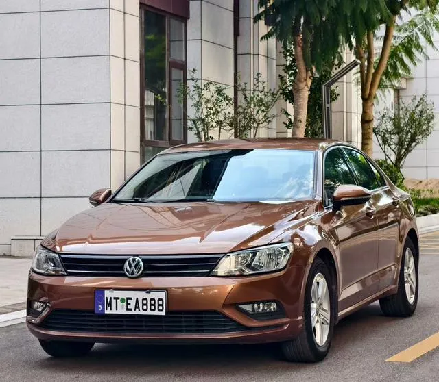 Volkswagen Lamando, 2015