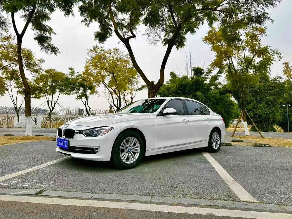BMW 3-Series, 2013