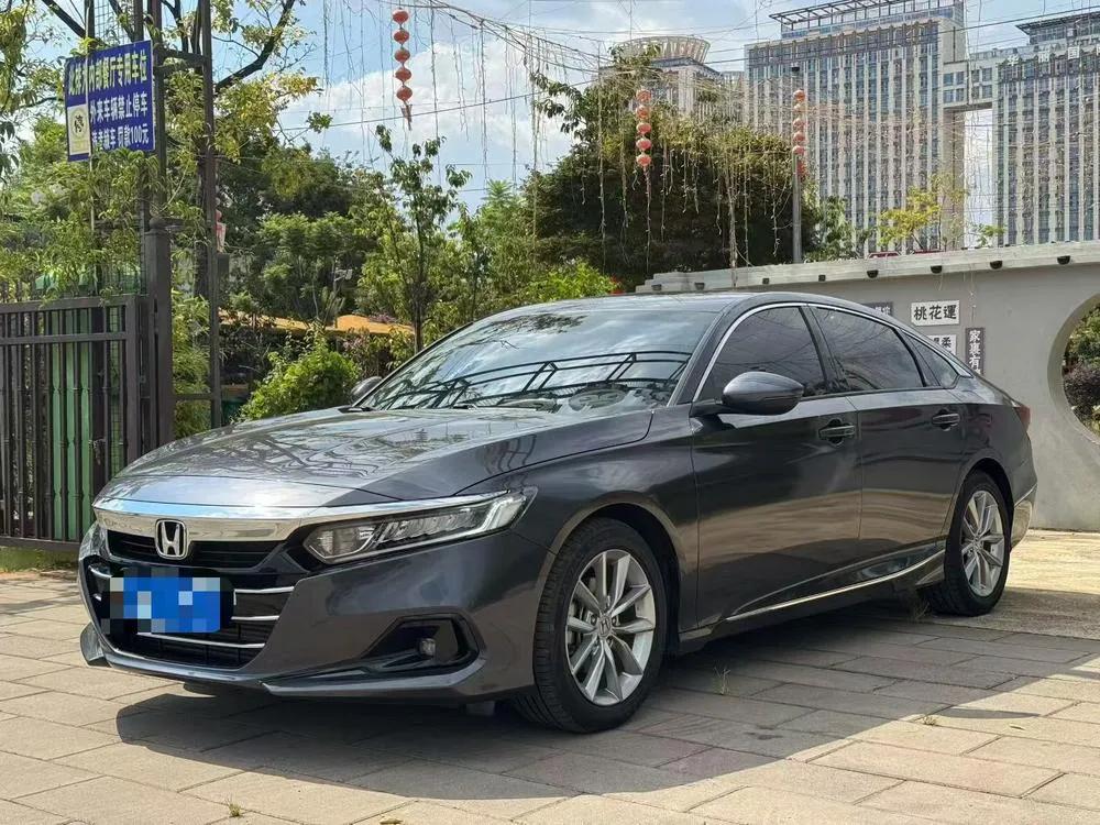 Honda Accord 260TURBO Luxury Edition, 2022 — фото 1