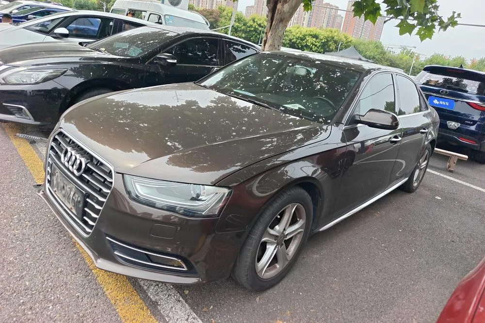 Audi A4L, 2015
