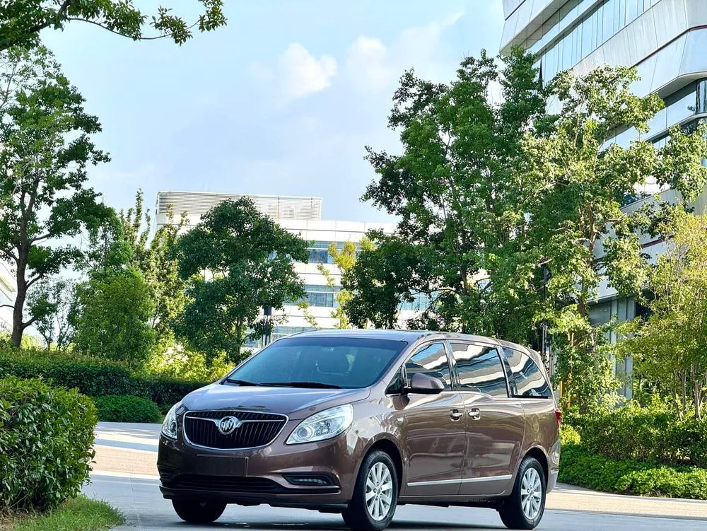 Buick GL8, 2018