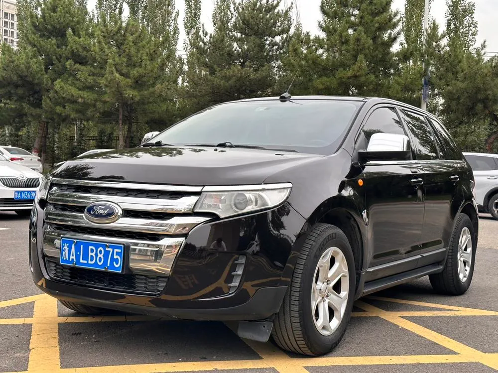 Ford Edge (Import), 2012