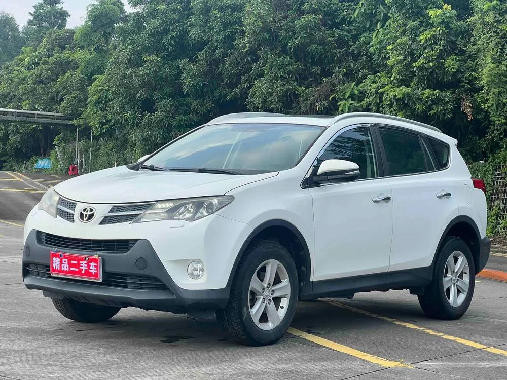 Toyota RAV4, 2013