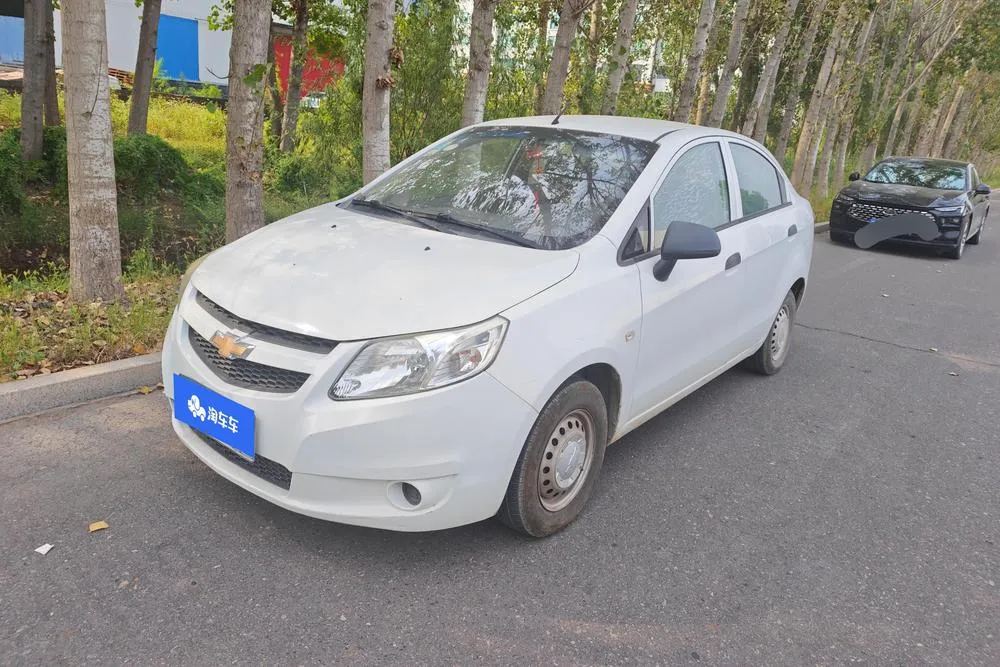 Chevrolet Sail Sedan 1.2L Manual Fashion Edition, 2013 — фото 1