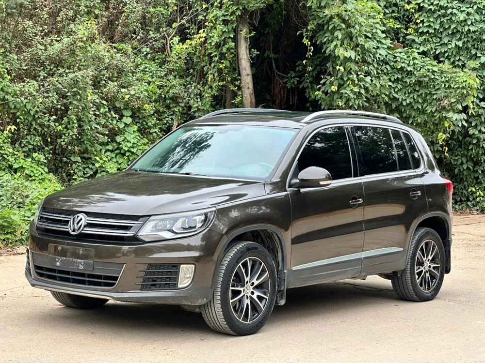 Volkswagen Tiguan 1.8TSI Auto 2WD Luxury Version, 2015 — фото 1