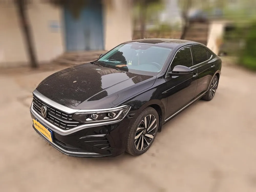 Volkswagen Passat, 2023