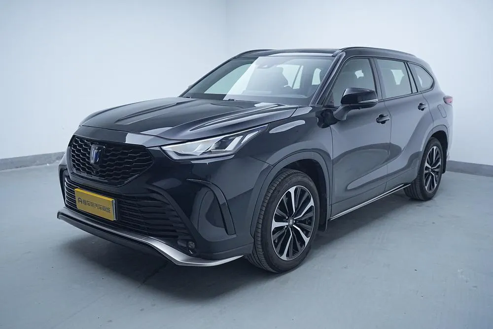 Toyota Crown Kluger, 2022