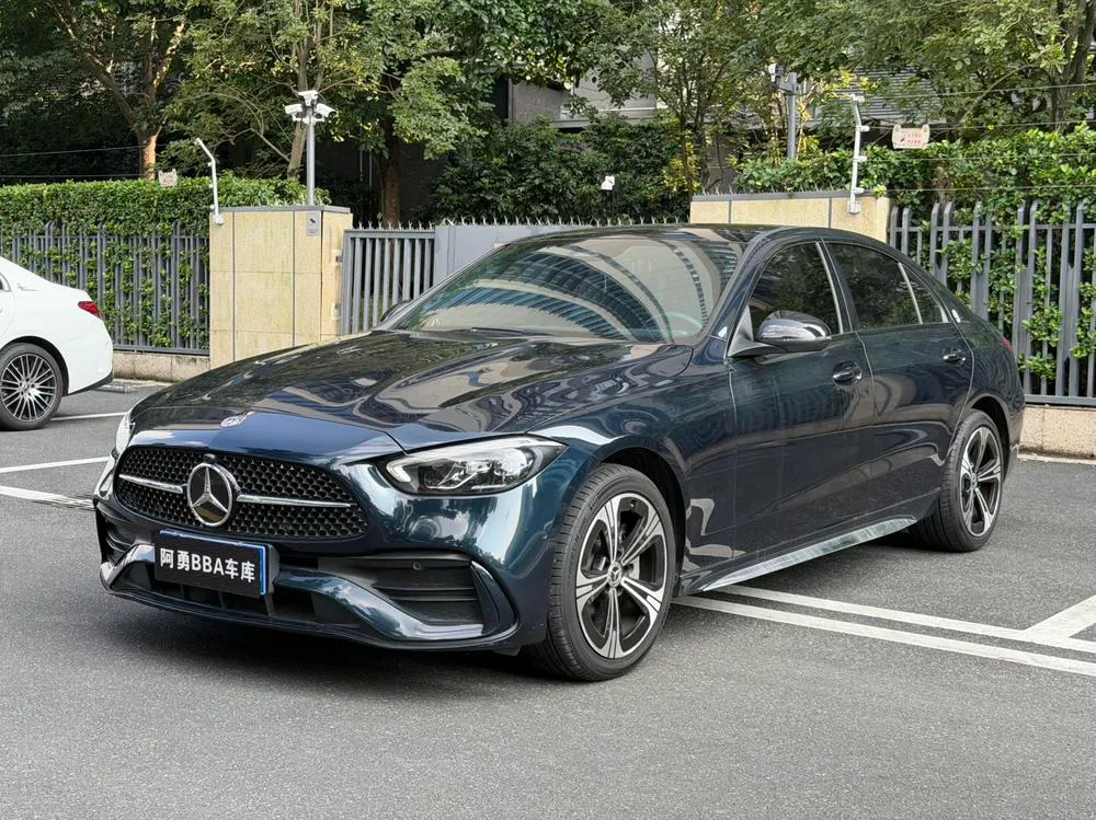 Mercedes-Benz C-Class, 2022