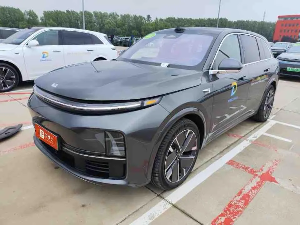 Li Auto L7, 2025