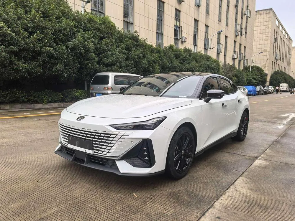 Changan UNI-V, 2022