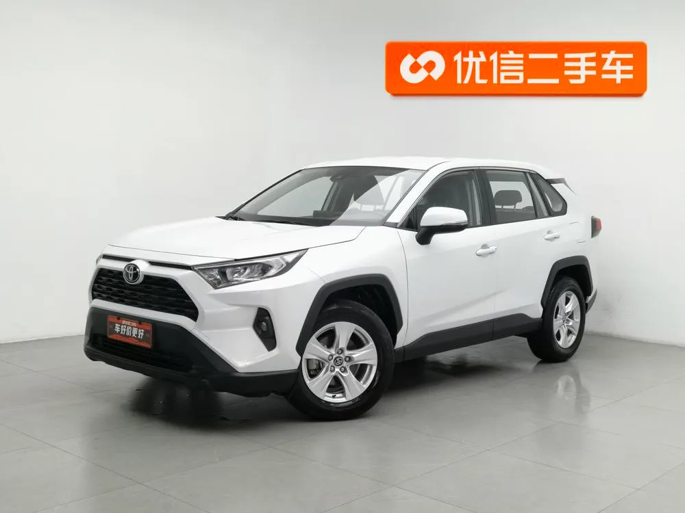 Toyota RAV4, 2023