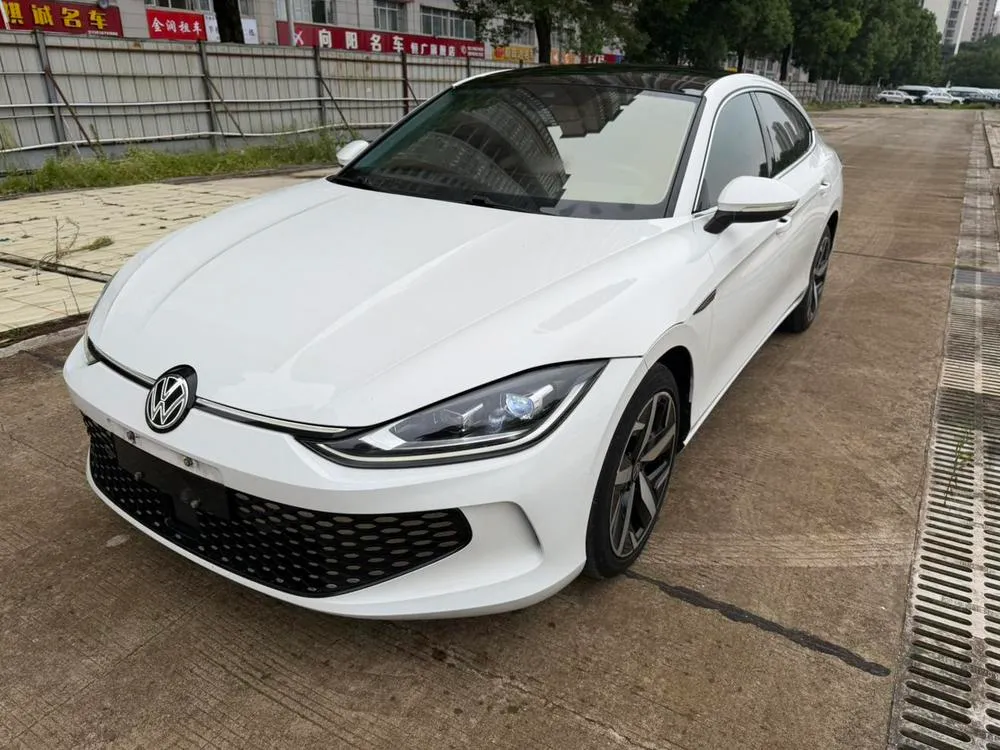 Volkswagen Lamando, 2023