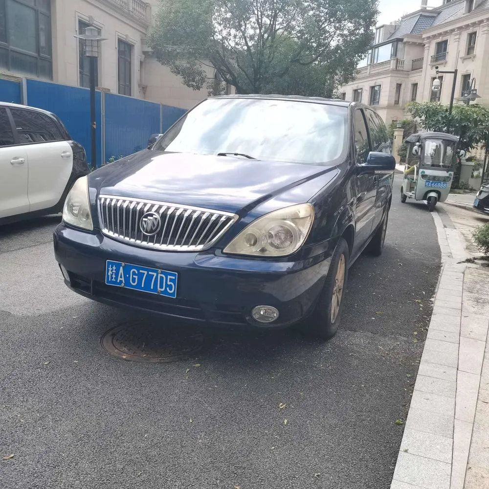 Buick GL8, 2014