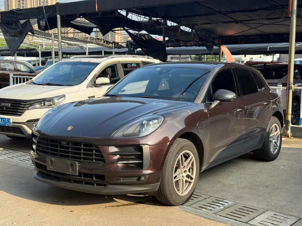 Porsche Macan, 2021