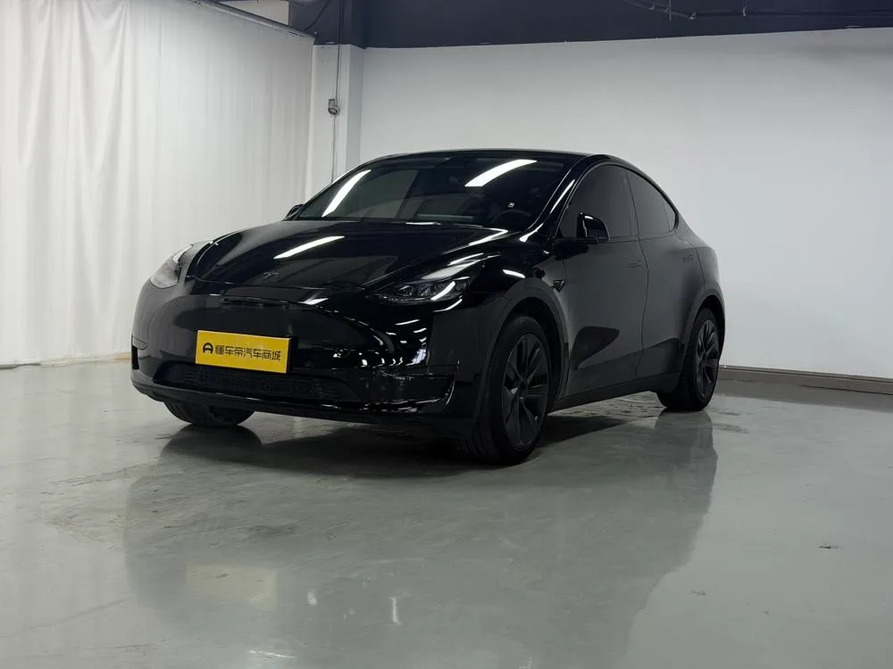 Tesla Model Y, 2023