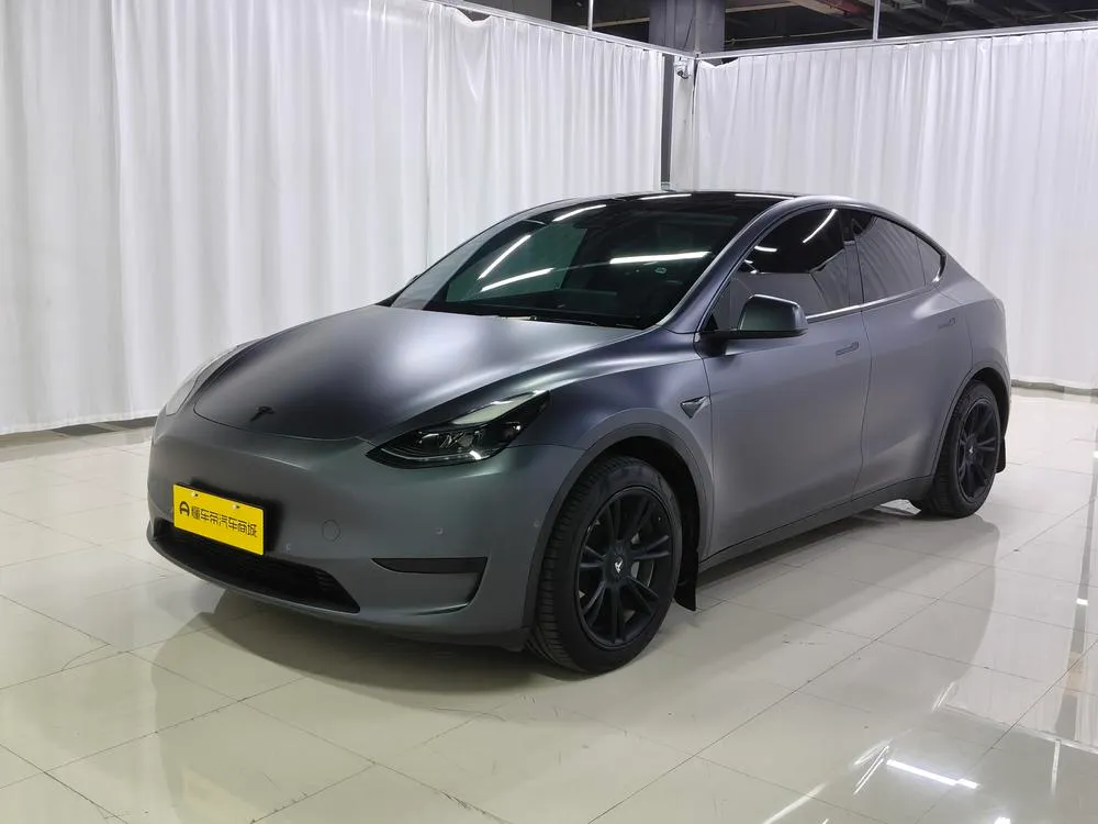 Tesla Model Y, 2022