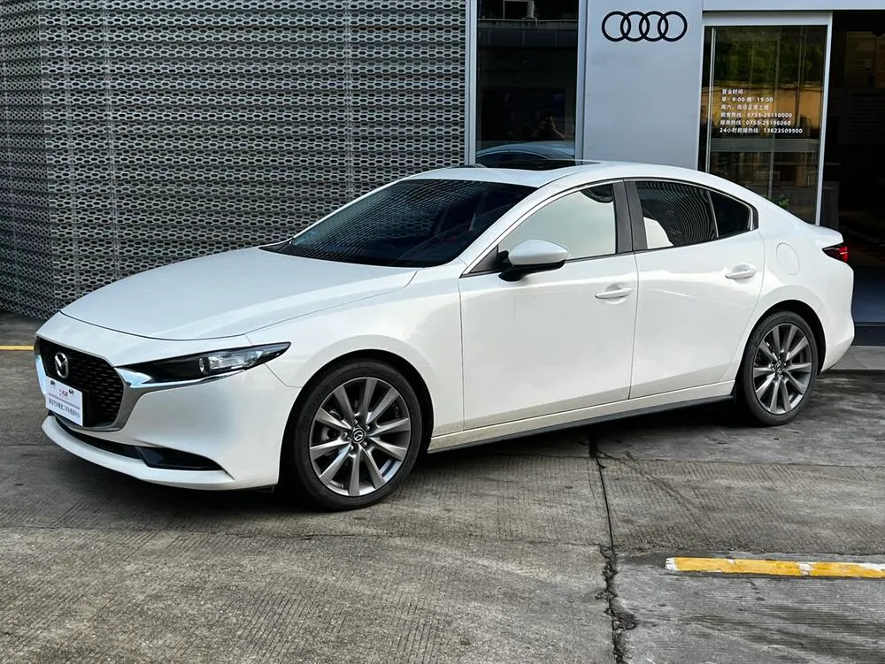 Mazda 3 Axela, 2021