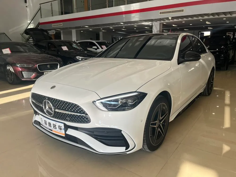 Mercedes-Benz C-Class, 2025