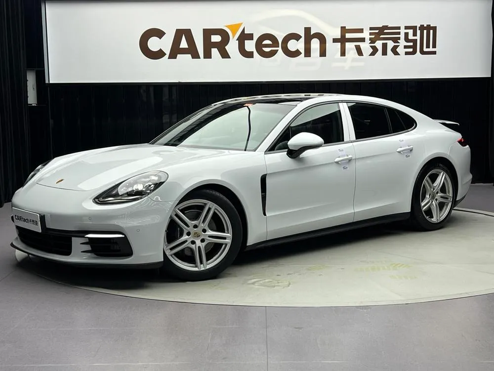 Porsche Panamera, 2019