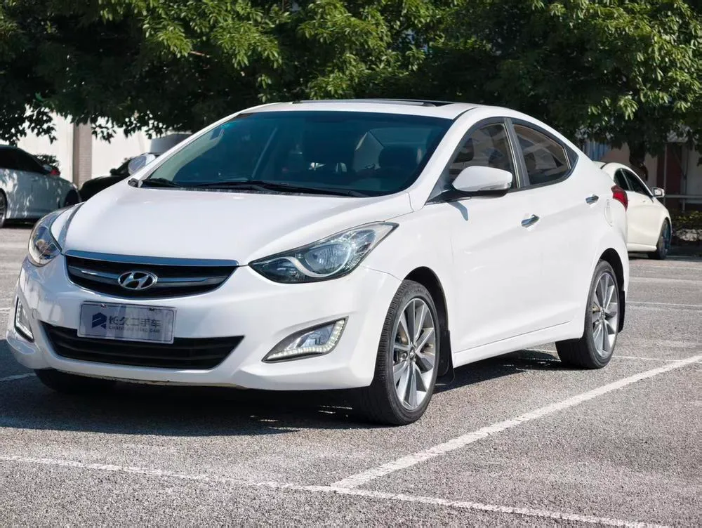 Hyundai Elantra Langdong, 2015