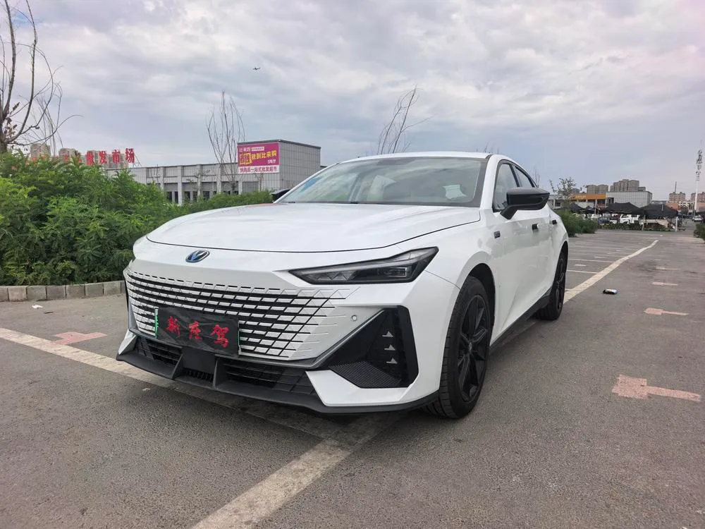 Changan UNI-V iDD, 2023