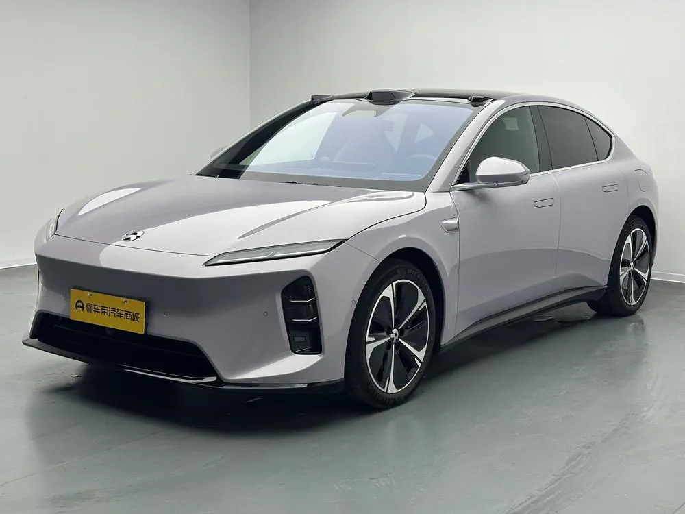 NIO ET5, 2025