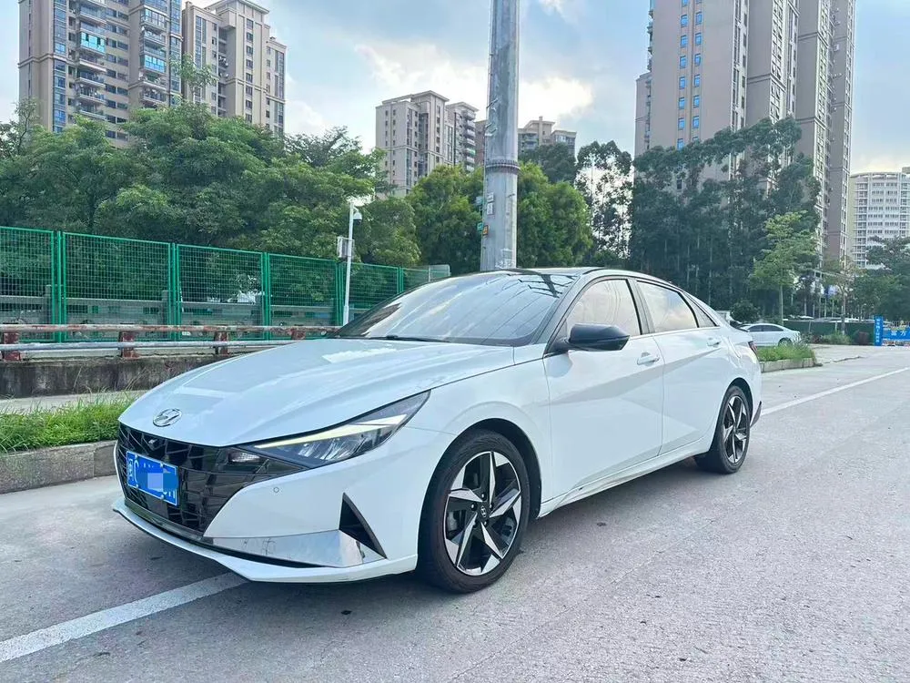 Hyundai Elantra, 2021