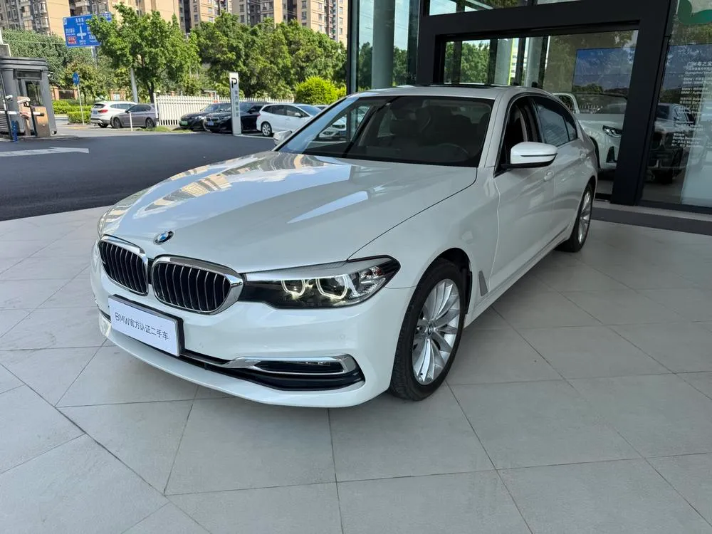 BMW 5-Series, 2019