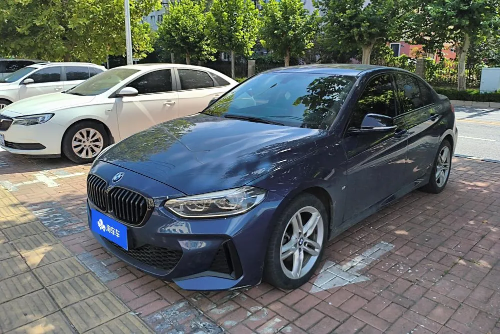 BMW 1-Series, 2021