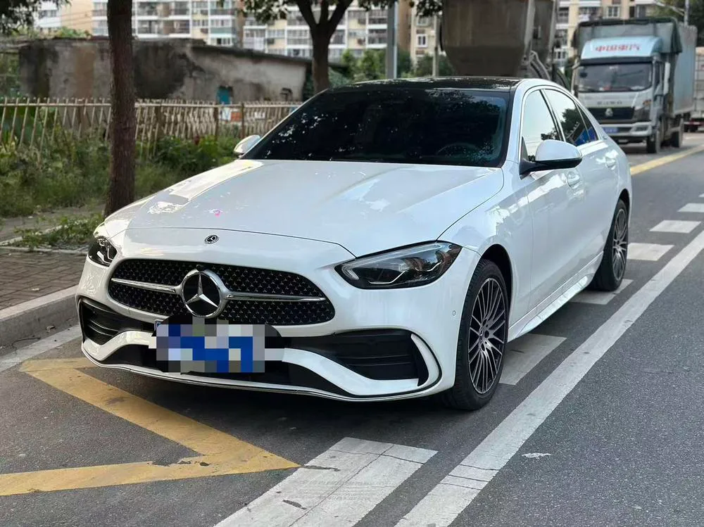 Mercedes-Benz C-Class, 2024