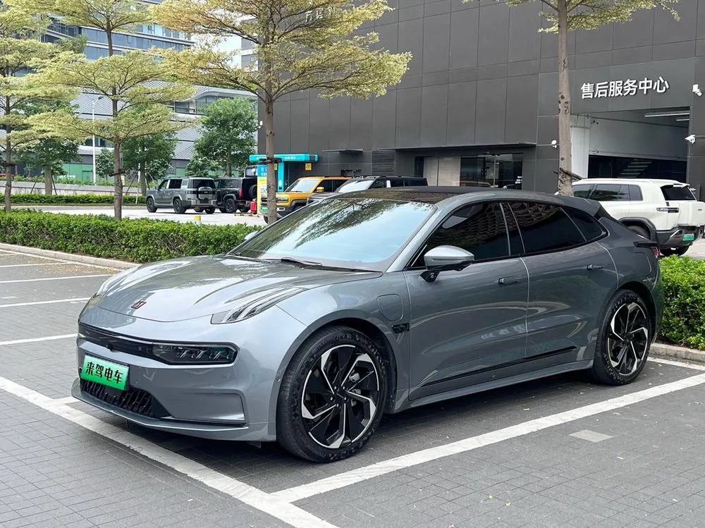 Zeekr 001, 2022