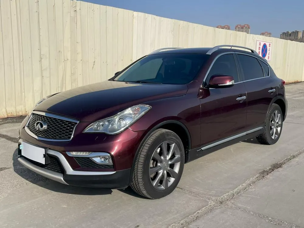 Infiniti QX50, 2015