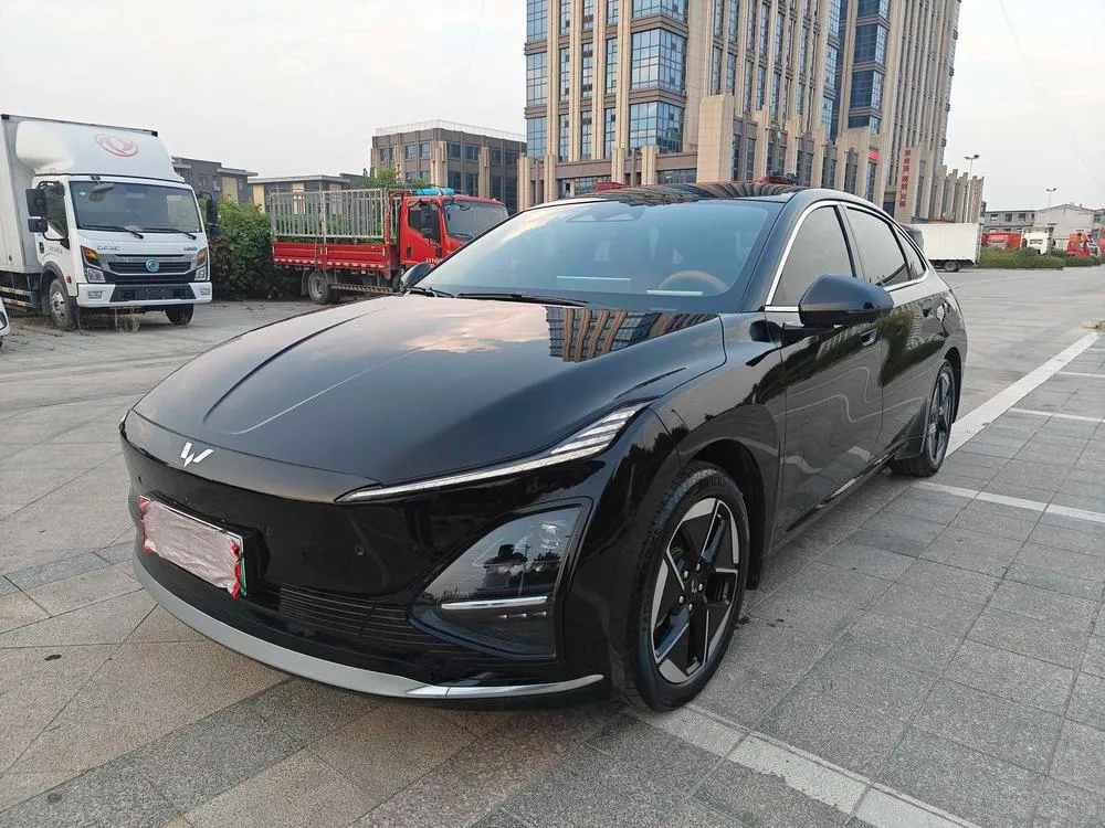 Wuling Starlight EV, 2025