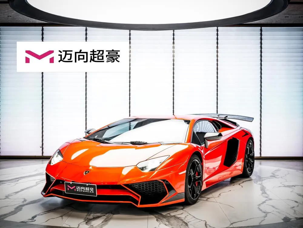 Lamborghini Aventador, 2011