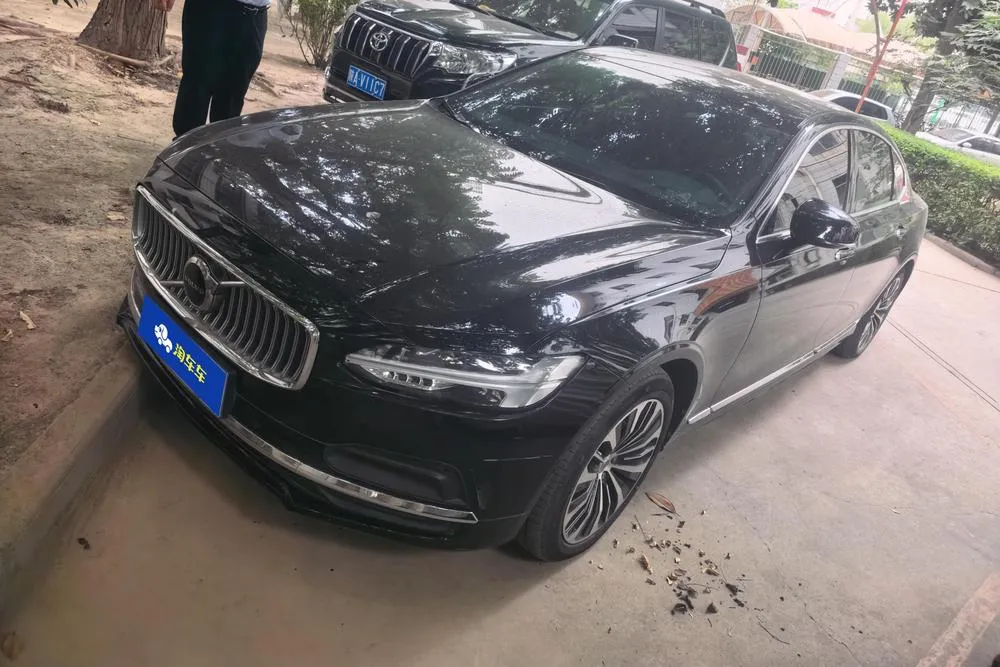 Volvo S90, 2023