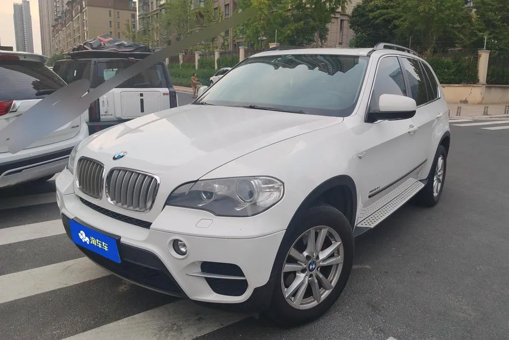 BMW X5 (Import), 2013